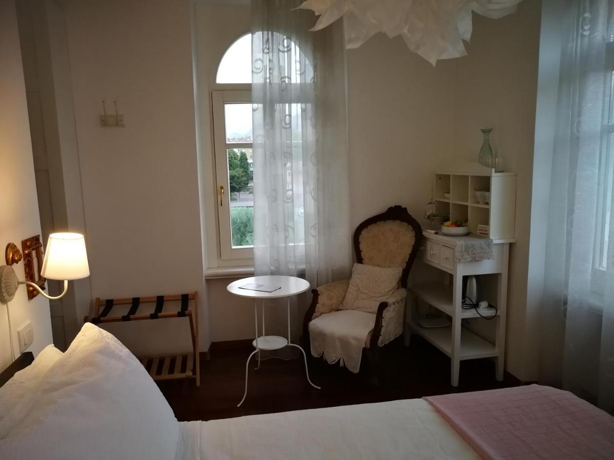 Double Room with Private External Bathroom