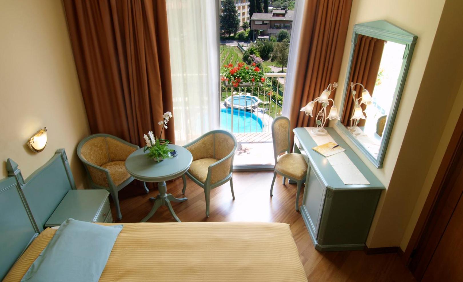 Deluxe Triple Room Pool View,1624316951:JPEG